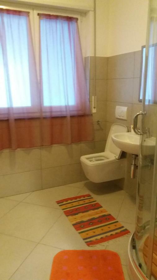 Appartement Bilocale Nell'Antica Darsena à Savone Extérieur photo